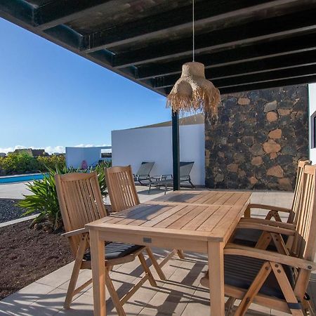 Heated & Shared Pool Villa Matriana 36B, North Shore Villas 라 올리바 외부 사진